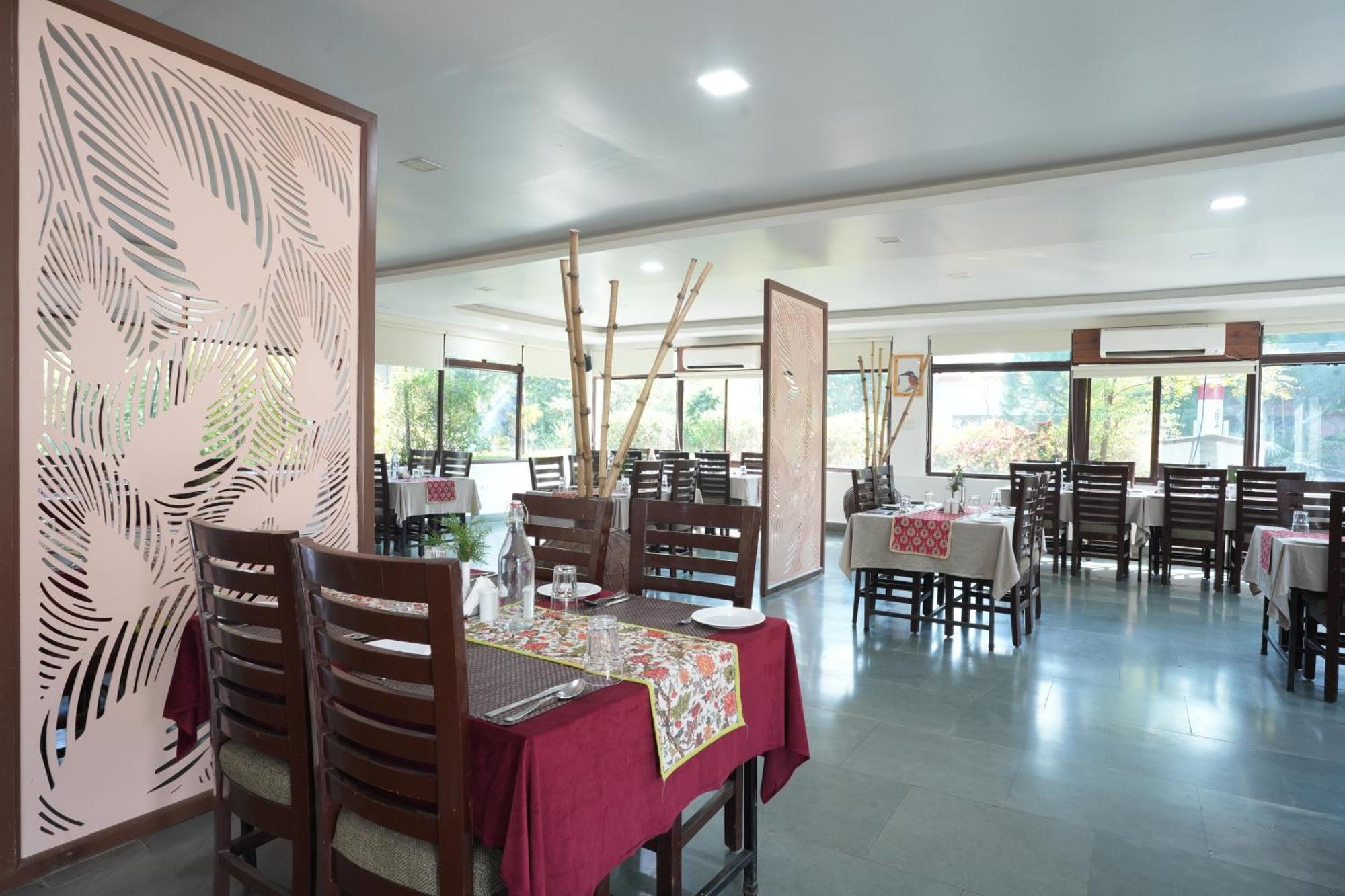 Astroport Sariska Treetop By Eight Continents Tehla 外观 照片